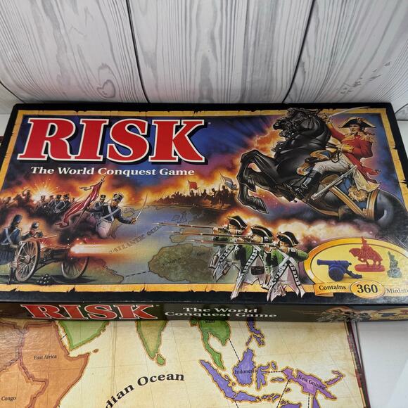 Vintage 1993 RISK Board Game The World Conquest Game Parker Brothers Complete - Picture 2 of 7